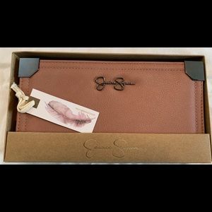 Jessica Simpson wallet